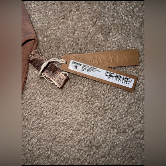 🚫SOLD🚫 - Picture 2 of 4